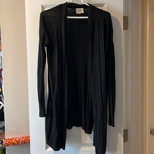 Long black cardigen